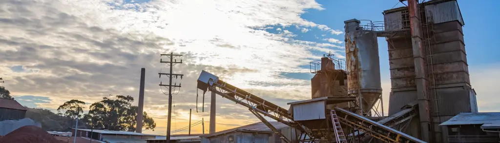 Instalación de estabilizador de voltaje industrial para empresas en Costa Rica